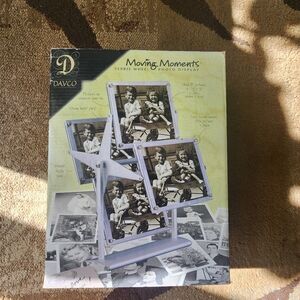 Moving Moments Ferris Wheel Photo Display - Black and White